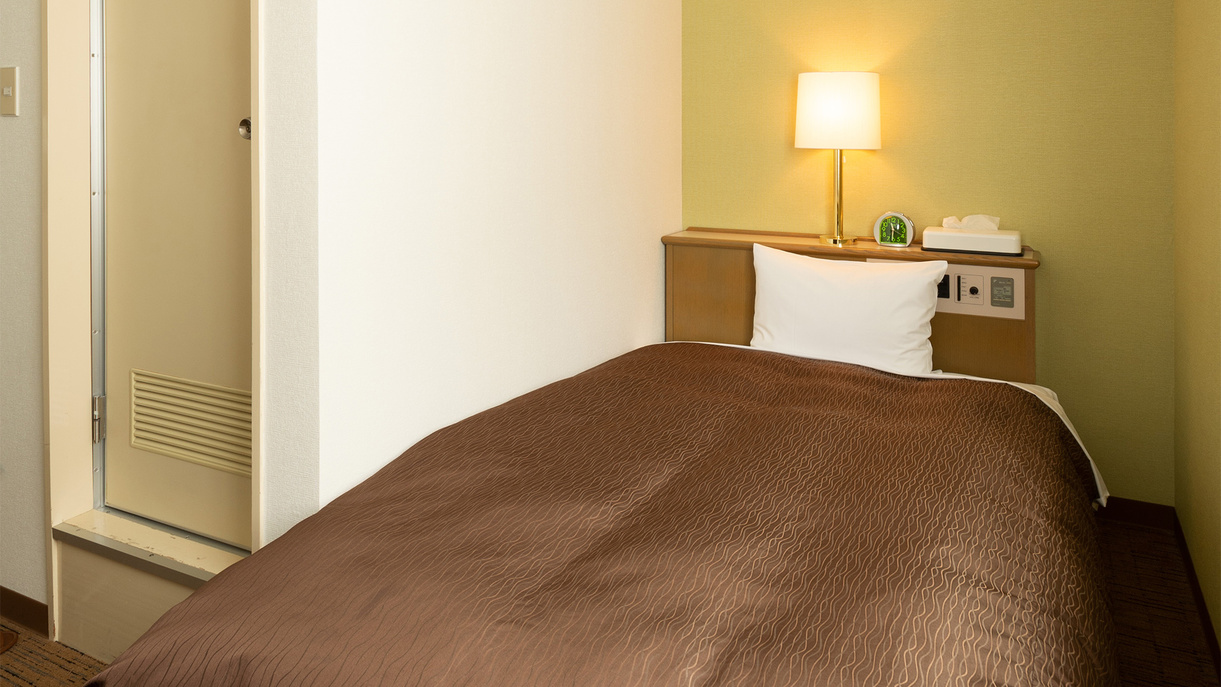 ・＜シングルAルーム＞全室SERTA社ポケットコイルマットレスを使用しています