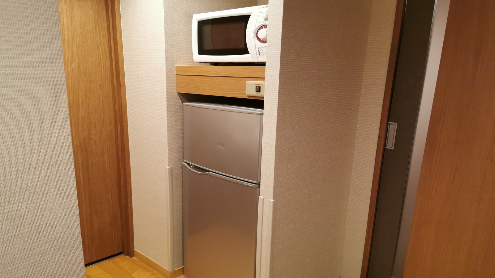 【ダブル・和洋室】2ドア冷蔵庫・電子レンジ