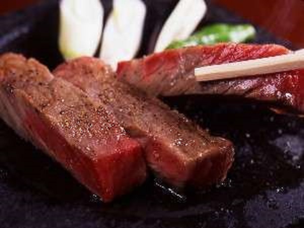 【基本プラン】　ご夕食は岡山県産肉会席に舌つづみ♪のんびり温泉プラン