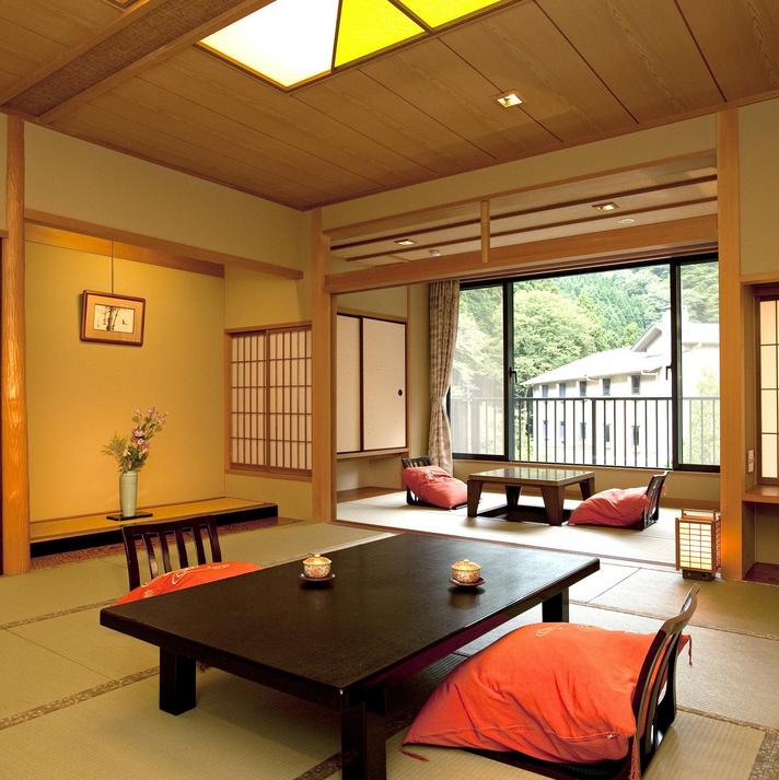 新館-KOMOREBI-赤目渓谷と中庭を見渡す客室一例Wi-Fi