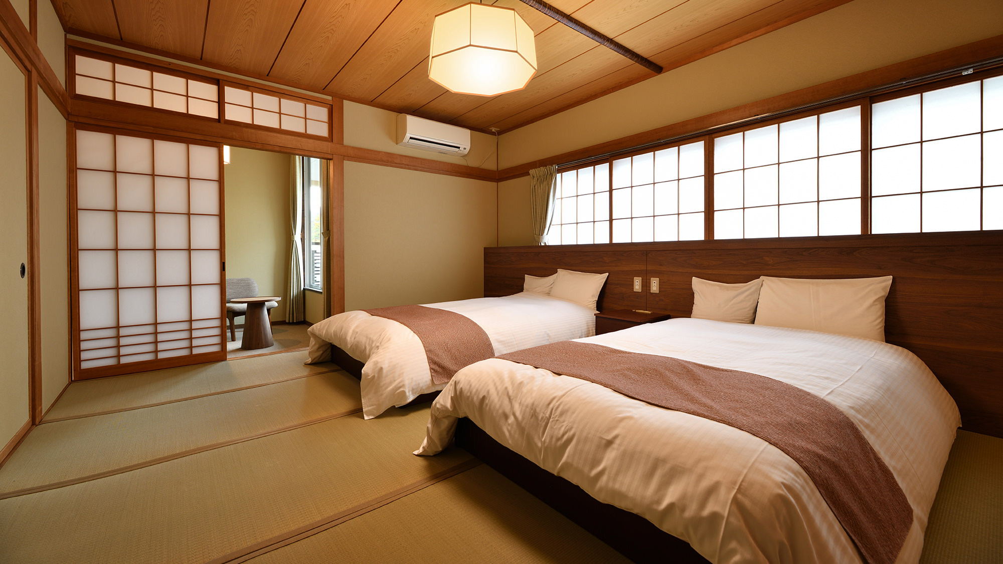 和風ツイン10畳 シャワールーム付 玉雪・綿雪