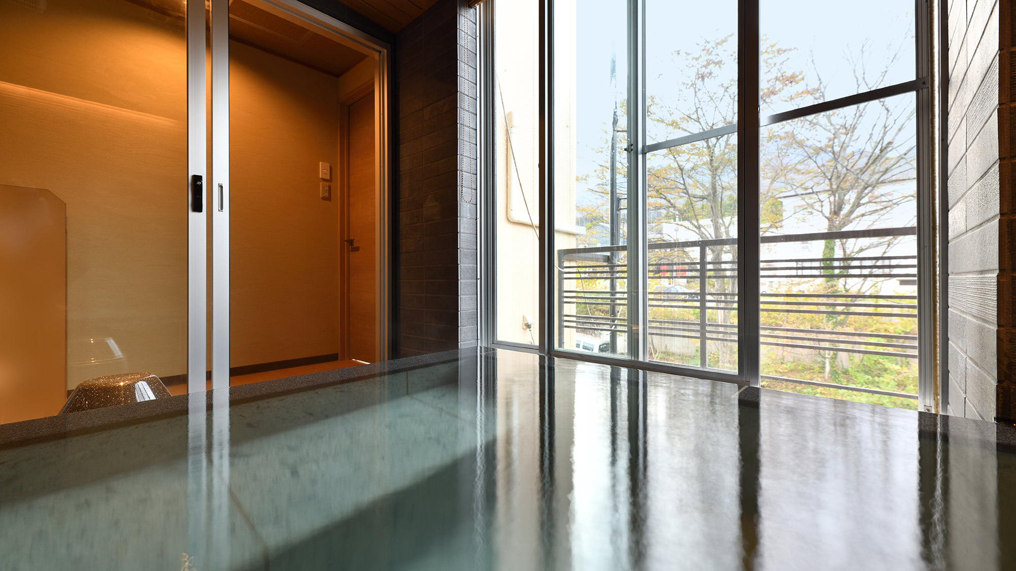 源泉かけ流し【温泉付き和洋客室】水雪