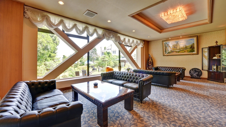 *【ロビー】談話や待ち合わせにもオススメです！どうぞご利用下さい。