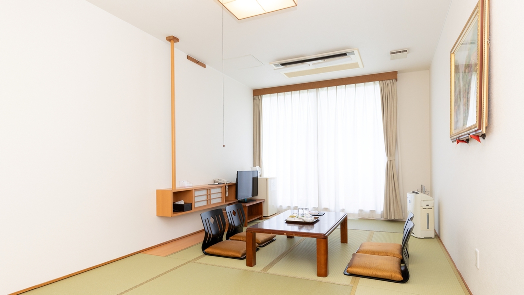 *【山側和室（一例）】お部屋から琵琶湖は望めませんが、ほっこりできる和室のお部屋です♪