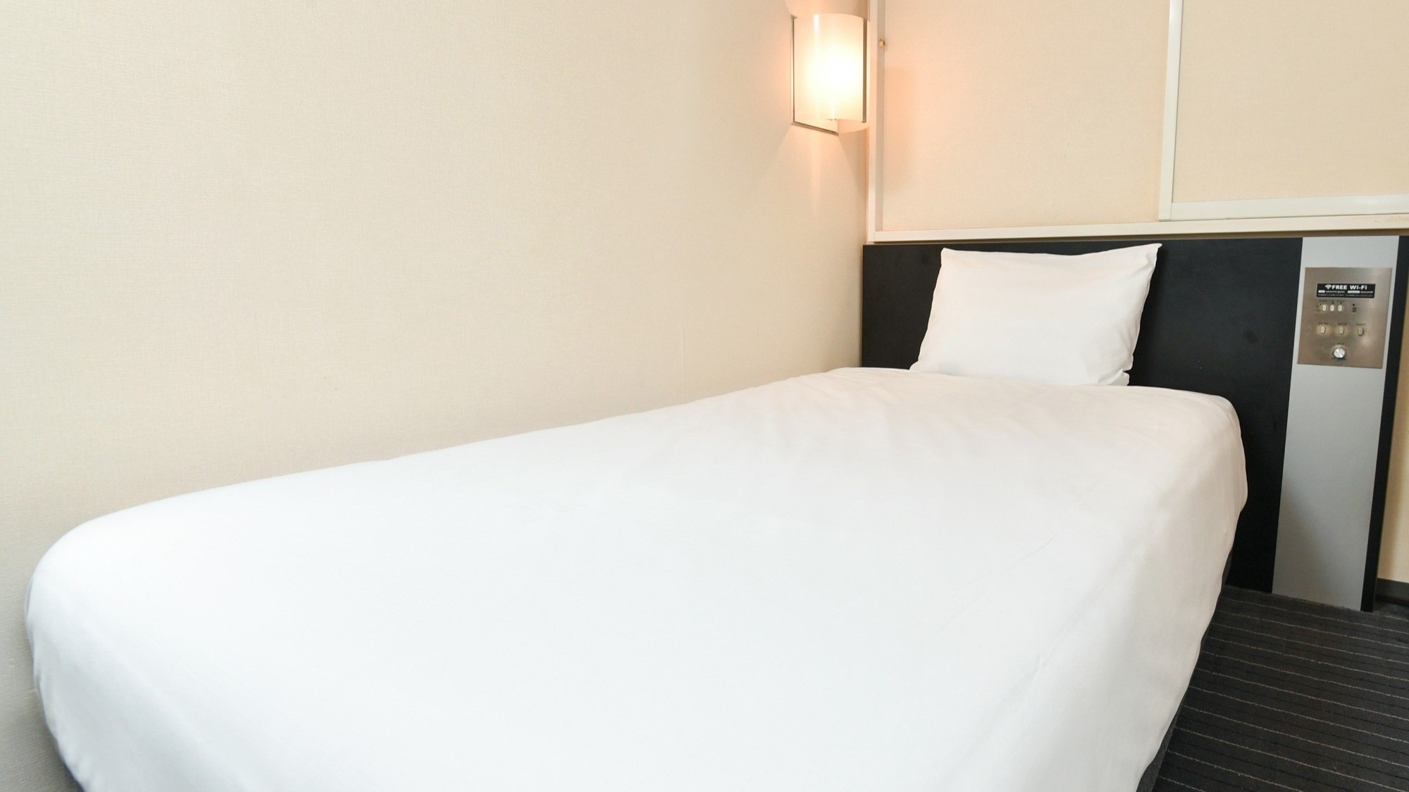 コンパクトルームベッド