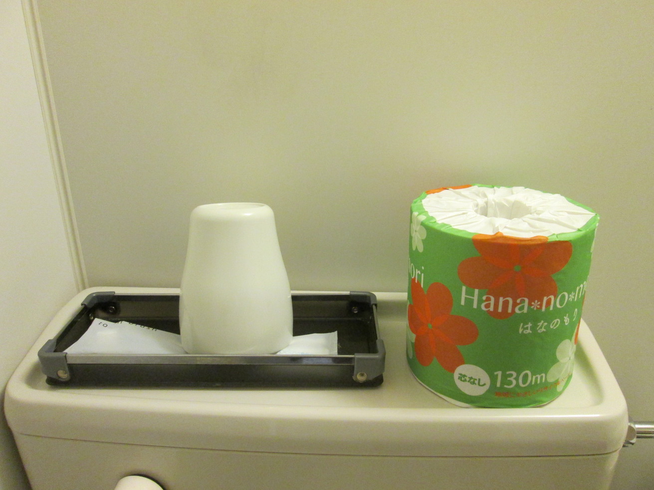 本館歯磨きセット・トイレットペーパー予備