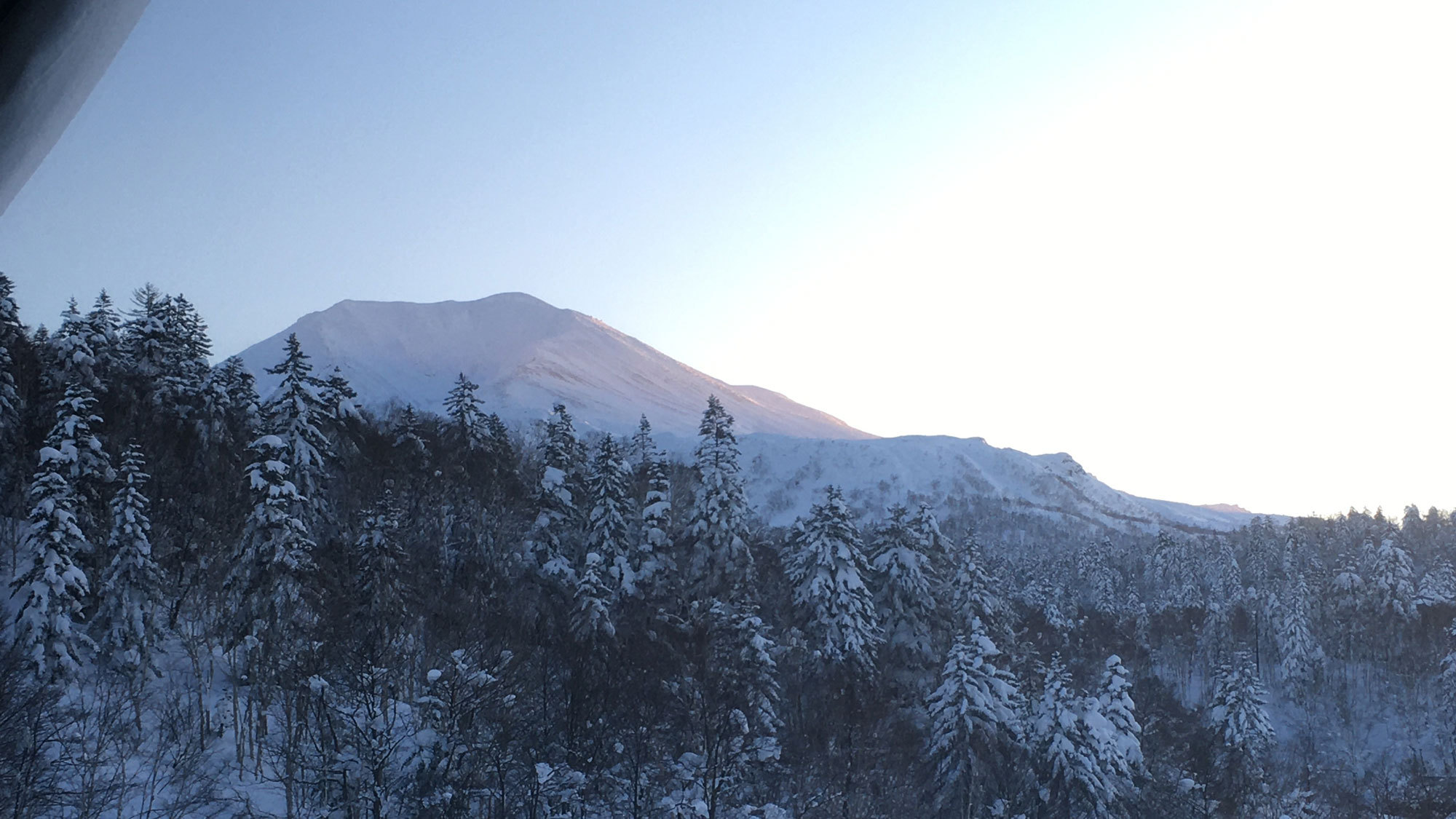 3Fヒーリングスペースから眺める冬景色
