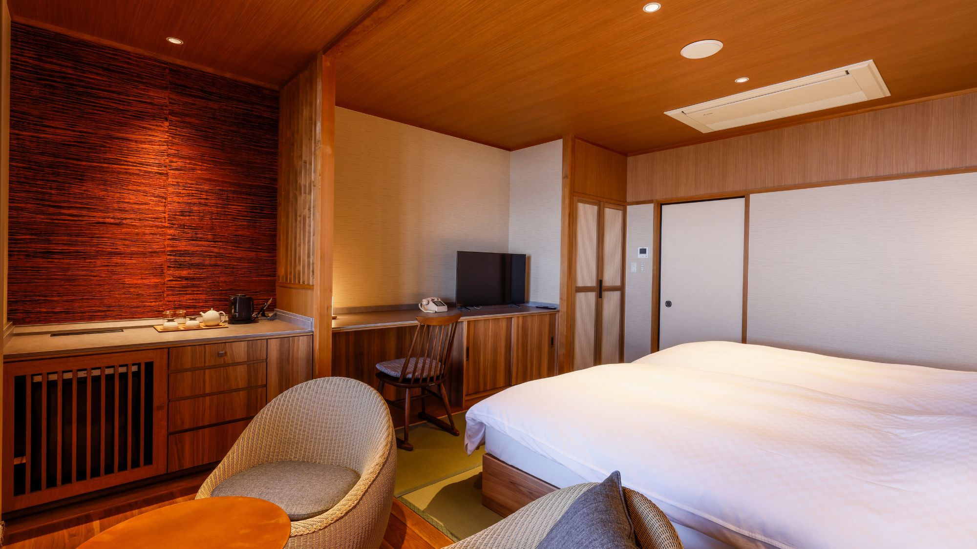 展望温泉 信楽焼風呂付客室（3階）／一例