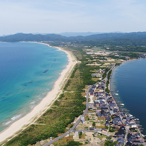  【小天橋海水浴場】姉妹館「みなと悠悠」すぐ！約6キロにわたり続くロングビーチ（当館より車で約10