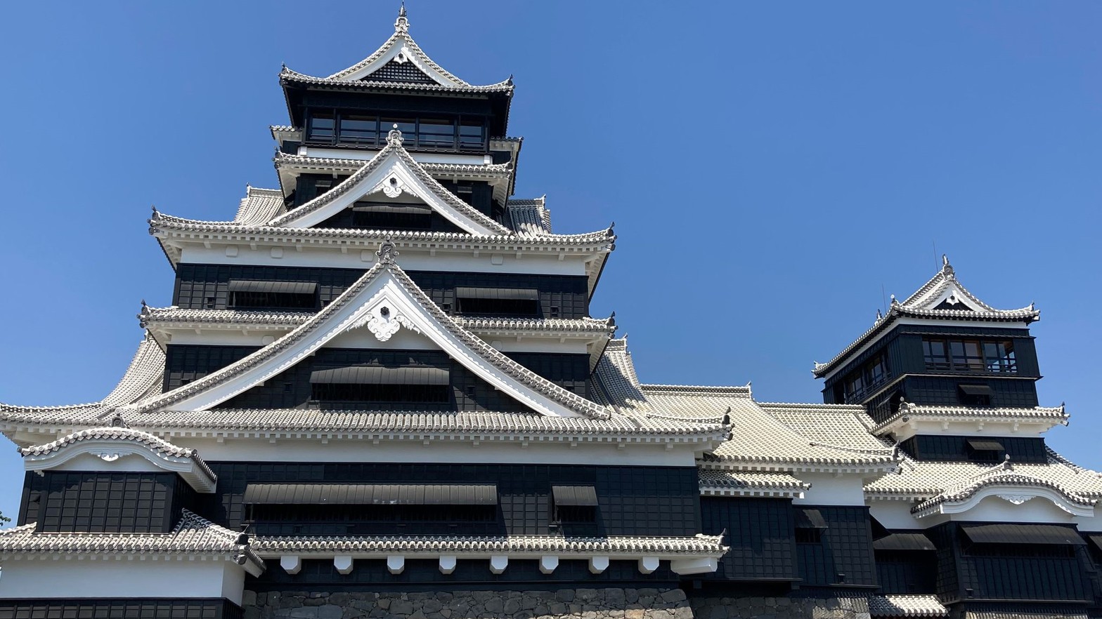 写真提供：熊本県観光連盟日本三名城の一つに数えられる熊本城。