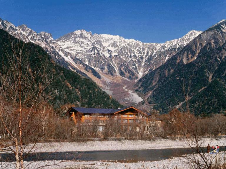 穂高に抱かれた閑静な宿