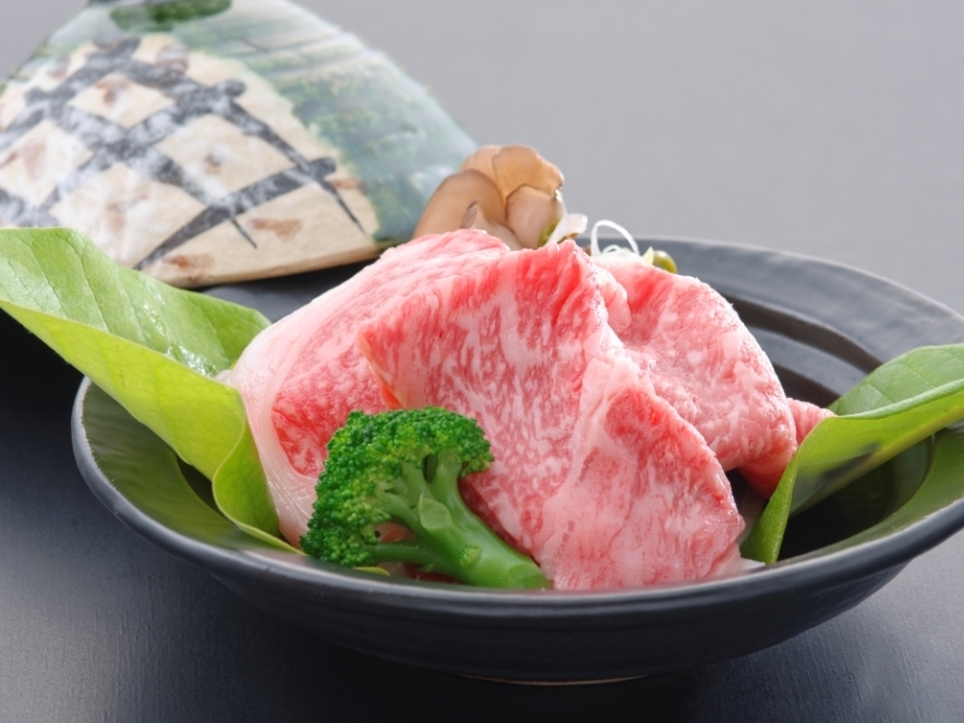 柔らかい信州牛朴葉蒸し