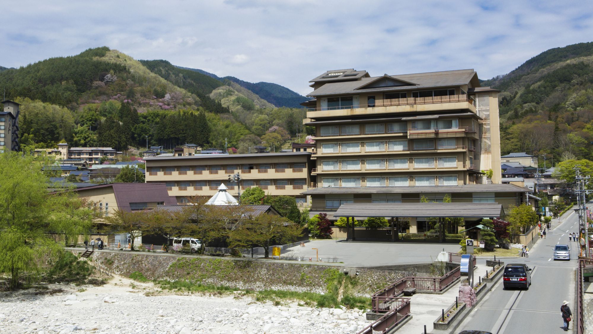 昼神グランドホテル天心全景