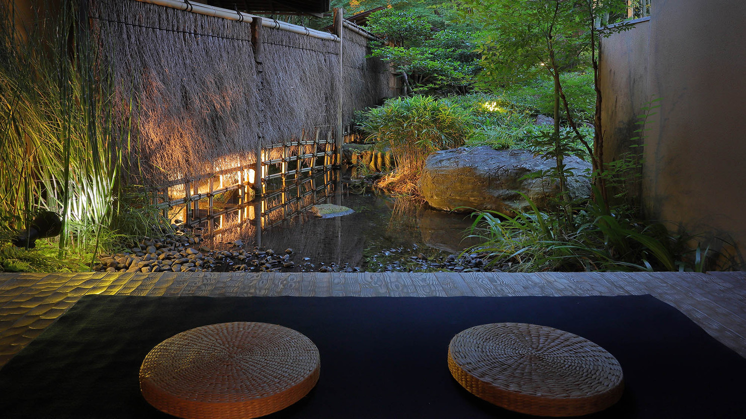 【館内】庭園