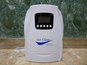 【オゾン脱臭器２号】おぞんくん２号。最新鋭のマシンで、爽やかな客室をご用意致します。