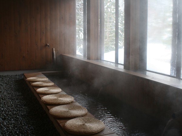 舎湯（足湯）
