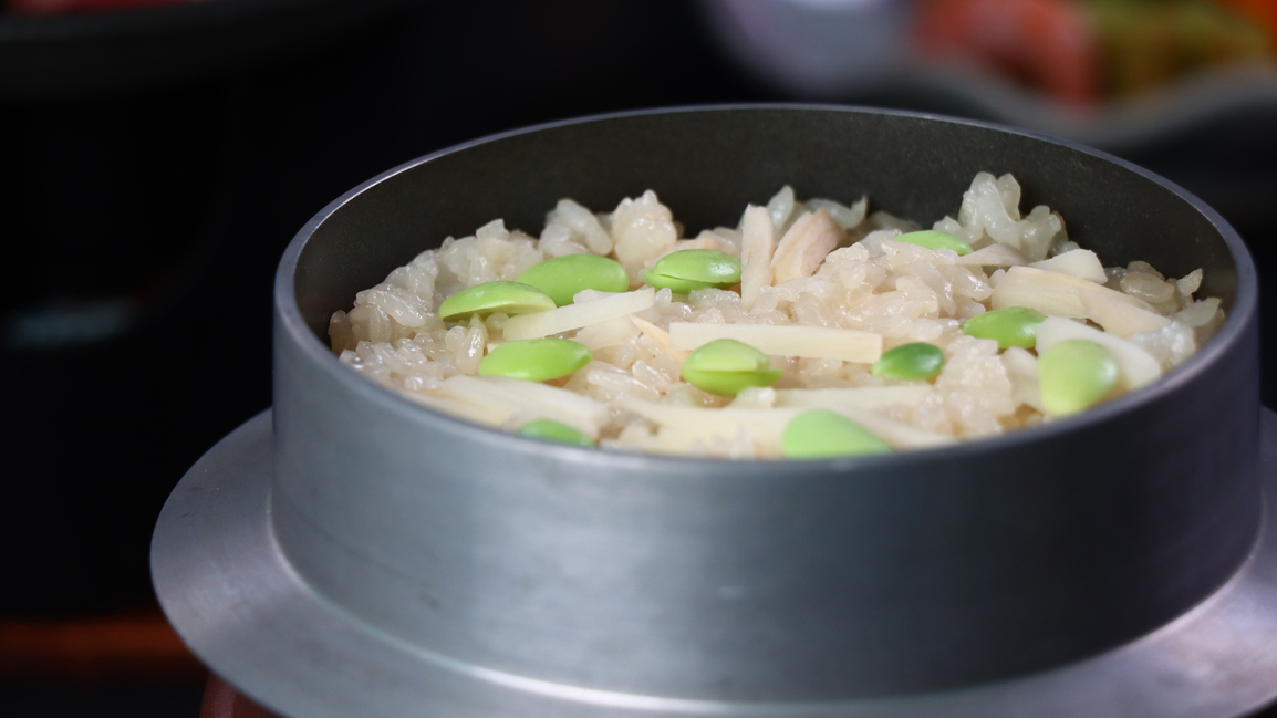 釜飯〜生姜と枝豆のさっぱりご飯〜