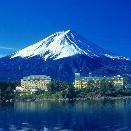 Kawaguchiko Onsen Fuji Lake Hotel Ambiance