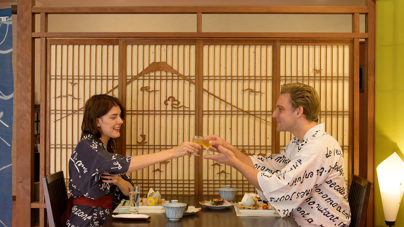 【夕食：会席料理】旬を丁寧に織り込んだ、匠の会席料理。