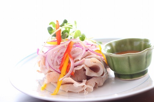 信州豚を使用した冷しゃぶ