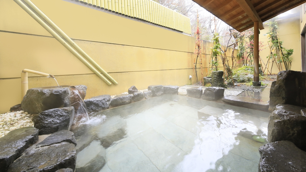 【2022年12月リニューアル】坪庭の季節の移ろいを感じられる露天風呂