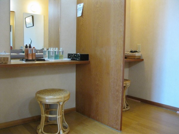 脱衣場ドレッサースペース