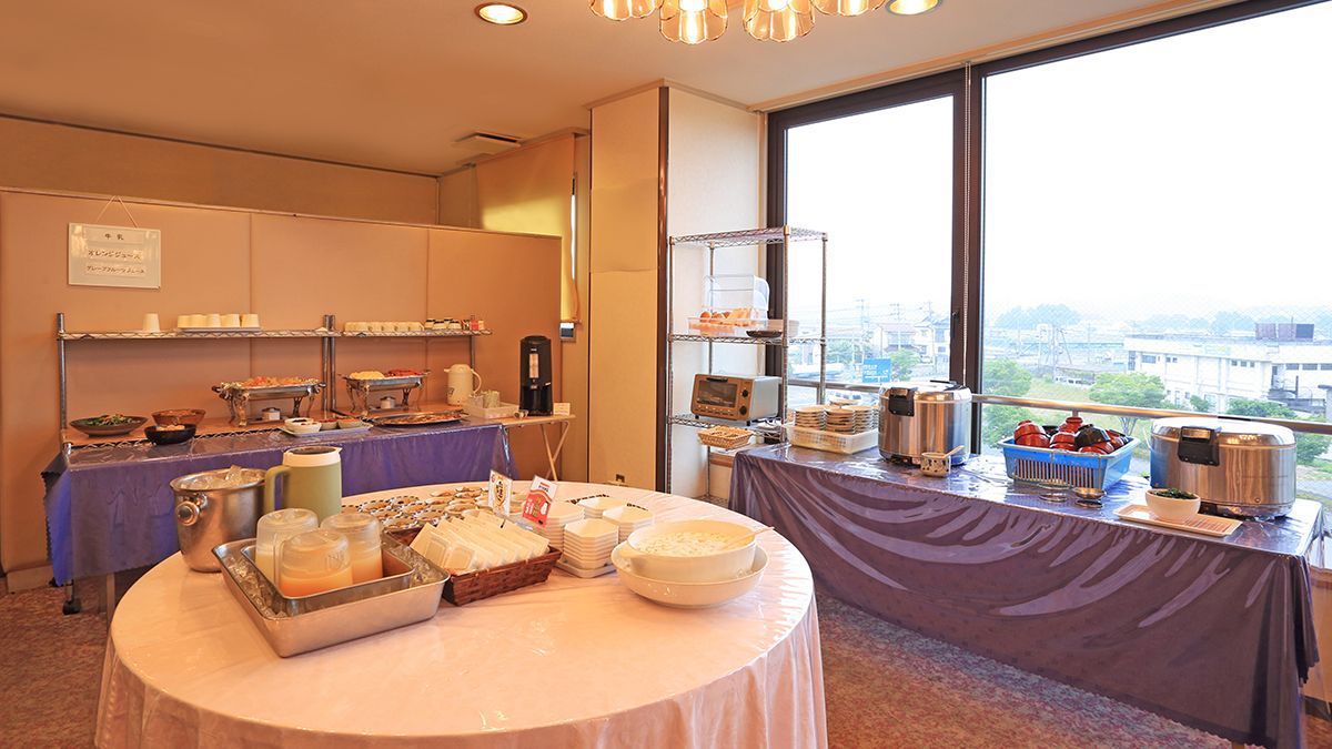 朝食会場