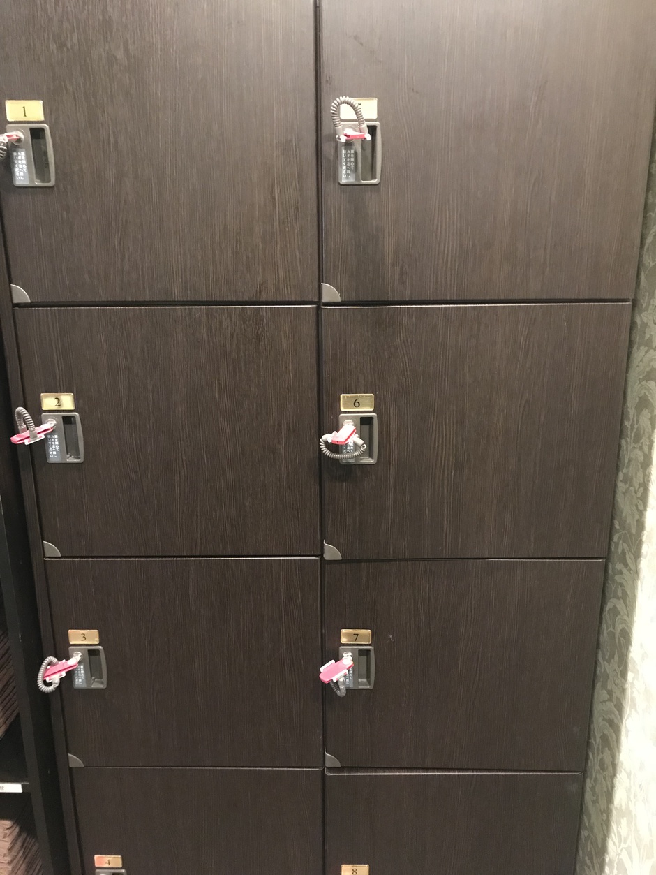 2Ｆ女性大浴場脱衣室鍵付きロッカー