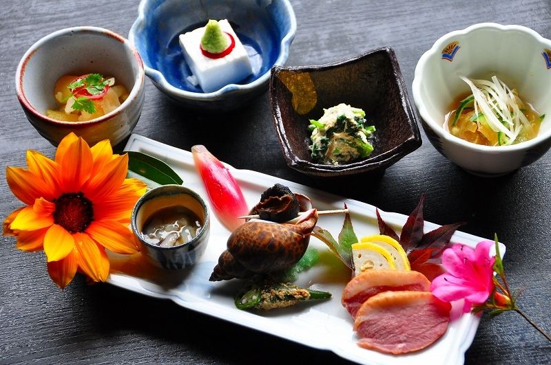 会席料理小鉢（一例）