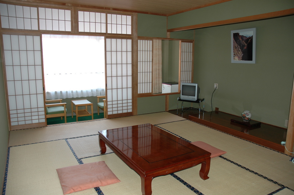 Tsubame Onsen Hotel Hanabun Interior 1