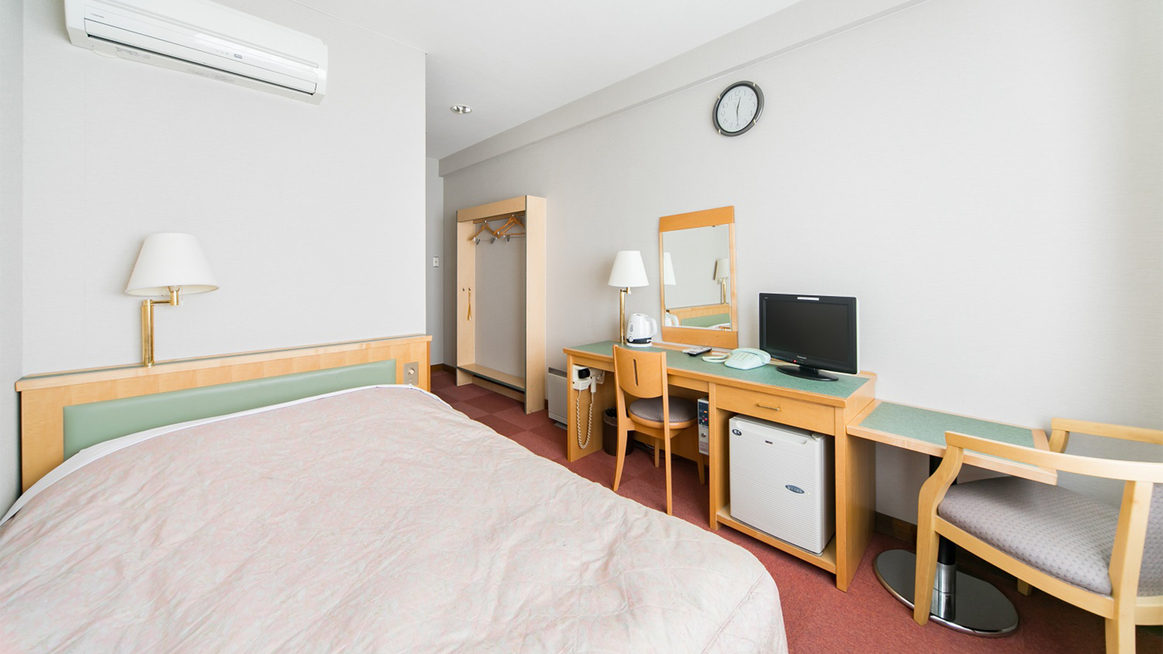 Business Hotel Apple Stop at Business Hotel Apple to discover the wonders of Nagoya. The property offers a wide range of amenities and perks to ensure you have a great time. Free Wi-Fi in all rooms are on the list of thin