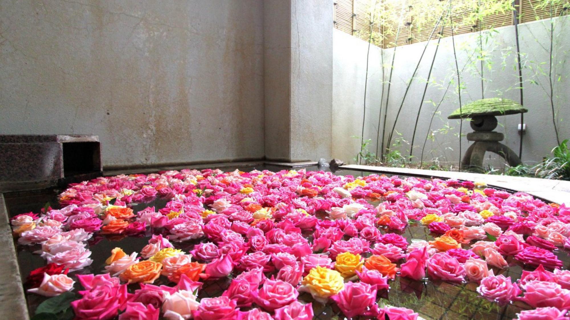 クレオパトラも愛した薔薇風呂♪