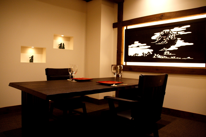 隠れ蔵ダイニングkakuregura dining