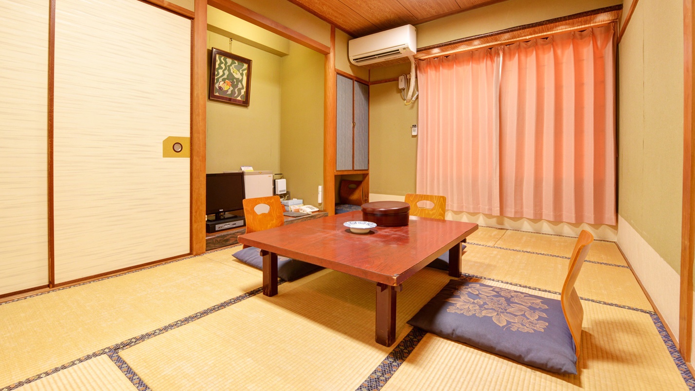 *和室7.5畳客室一例/一人旅やビジネスでのご宿泊に畳の香りがほのかに薫るお部屋でお寛ぎ下さい。