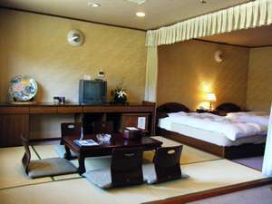 Hotel New Arao Set in a prime location of Osaki, Hotel New Arao puts everything the city has to offer just outside your doorstep. The property offers a high standard of service and amenities to suit the individual n