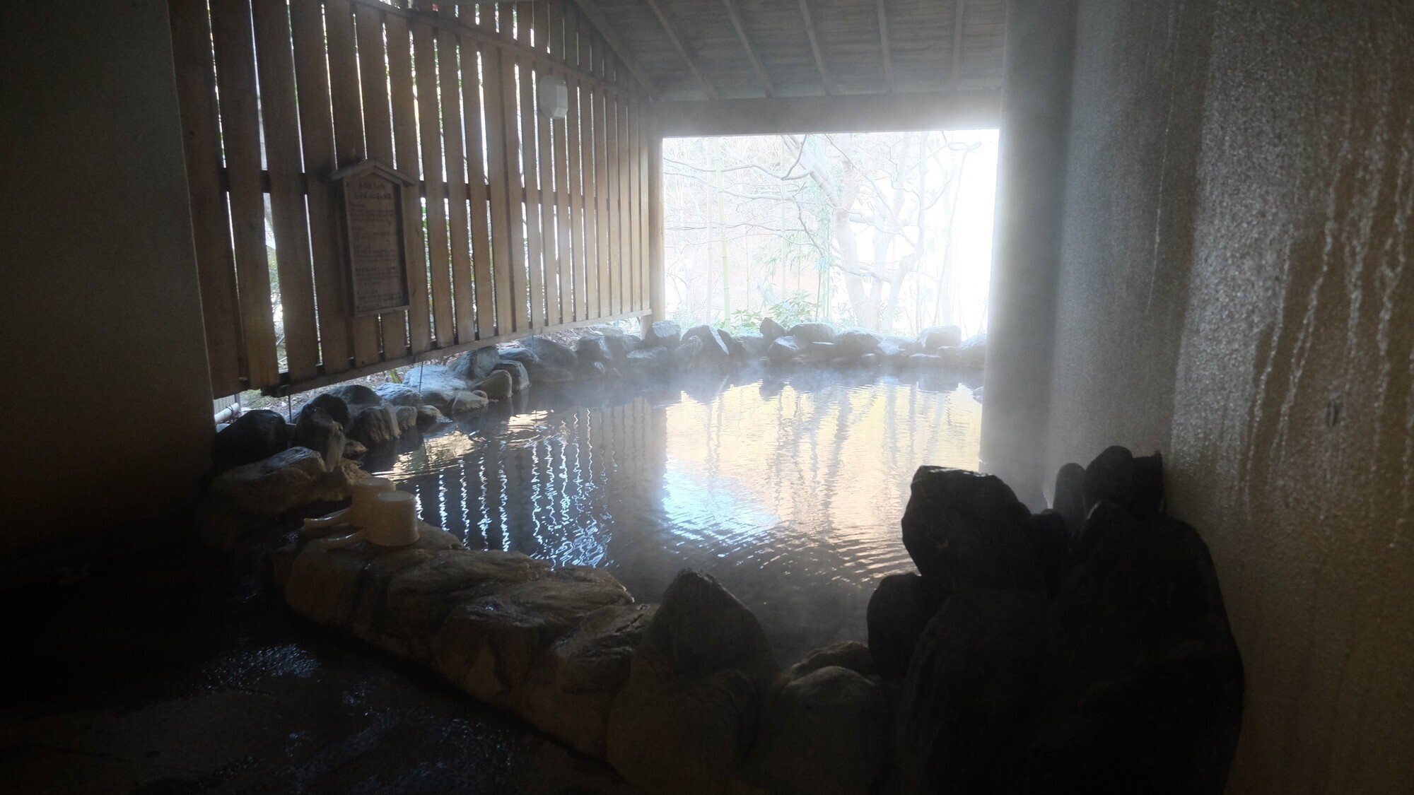 【貸切露天風呂】四季を感じられる開放的な空間をお楽しみください