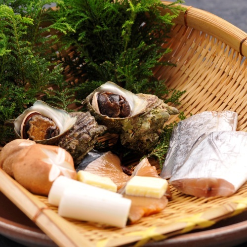 【夕食一例】石花海の名物「漁師焼き」