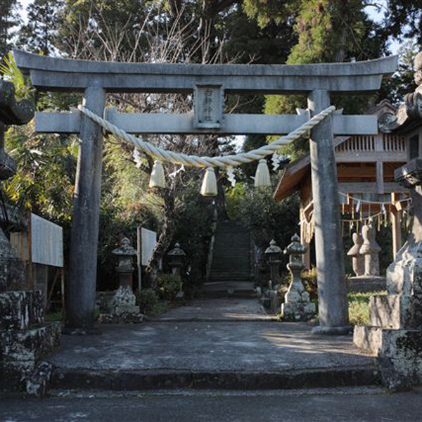 臼杵神社【車で約15分】