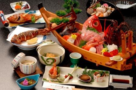 食事（伊勢海老）