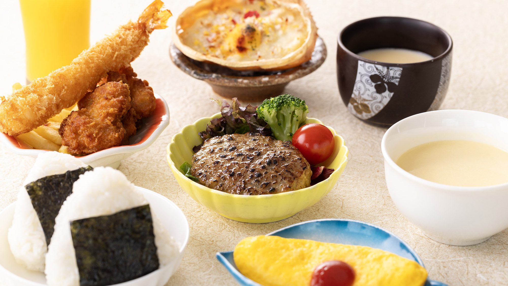 和食レストラン「椿山荘」お食事一例 