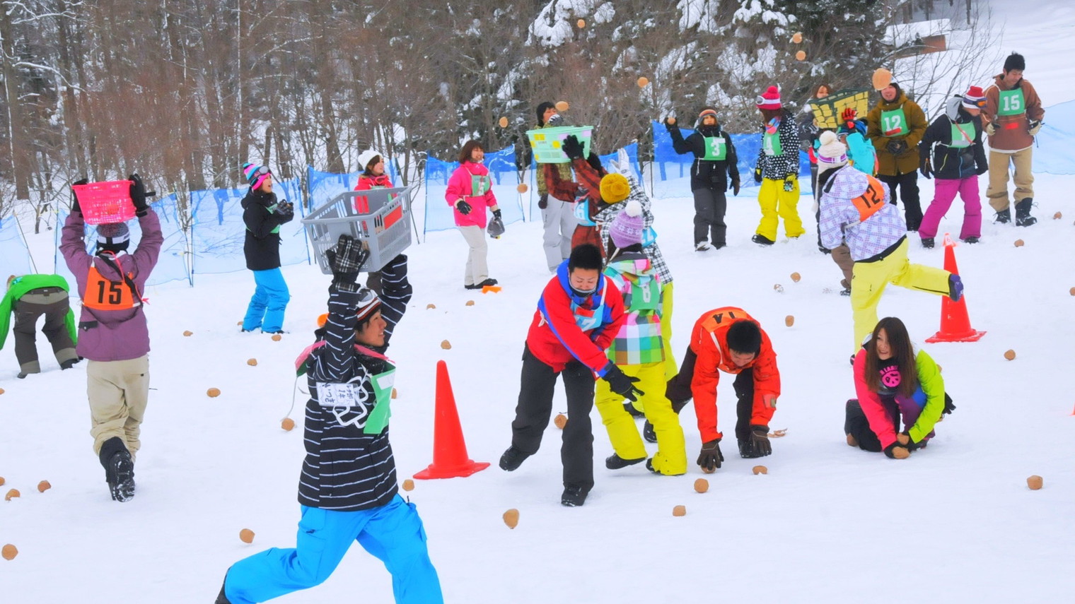 雪遊び