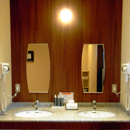 男性脱衣場洗面台