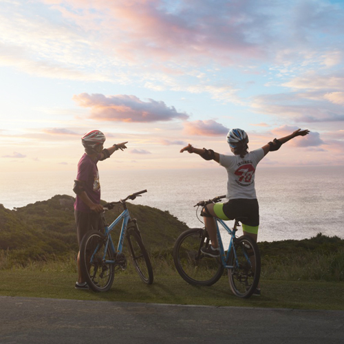 *マウンテンバイク/夕日を眺めながら、仲間と楽しくサイクリング！