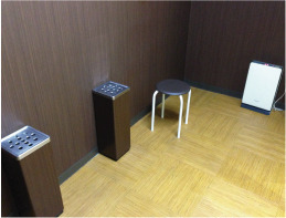 喫煙コーナー内