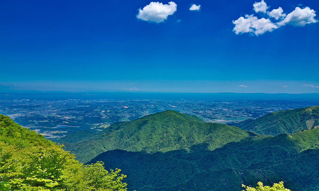 御在所ロープウェイ山上公園駅からの眺め