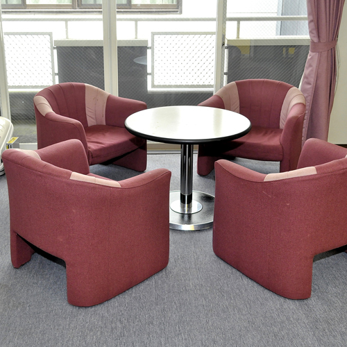 【おんり〜湯】館内には休憩室、リラックスルームなどがあり、ゆっくりお寛ぎいただけます。