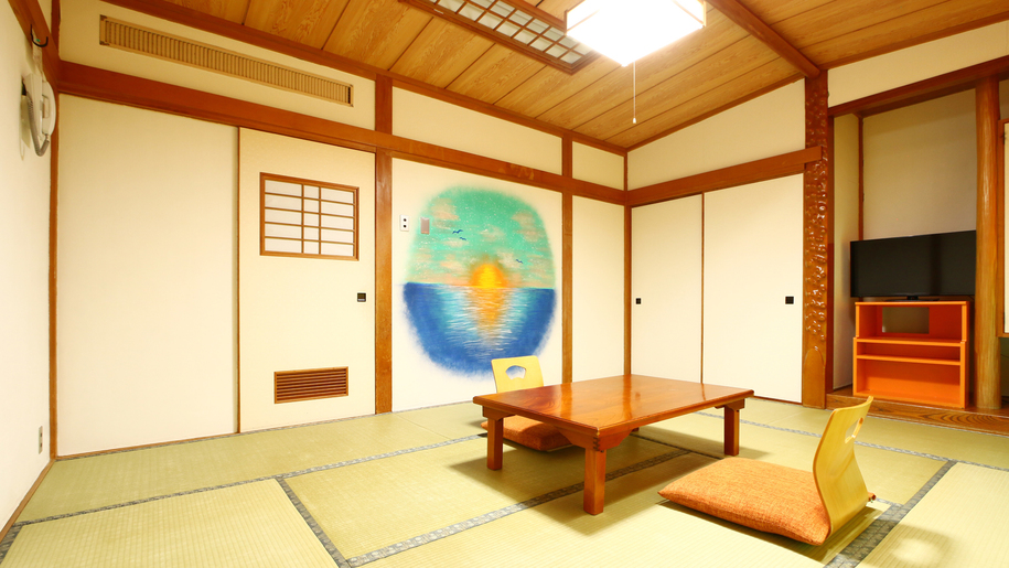 10畳和室トイレ付最大で5名様まで入れます！