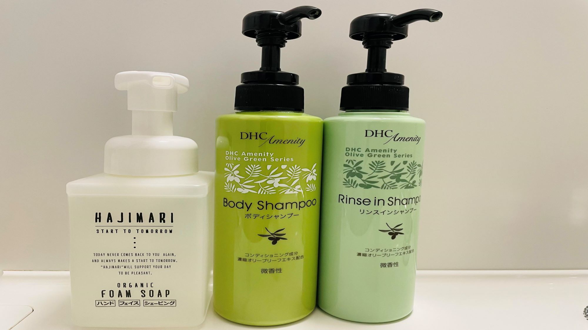 シャンプー、ボディーシャンプーは女性にも人気のDHCアメニティをご用意