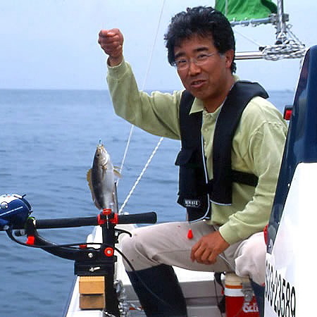 高見家の主人です！美味しい魚を釣りに海にくりだします！