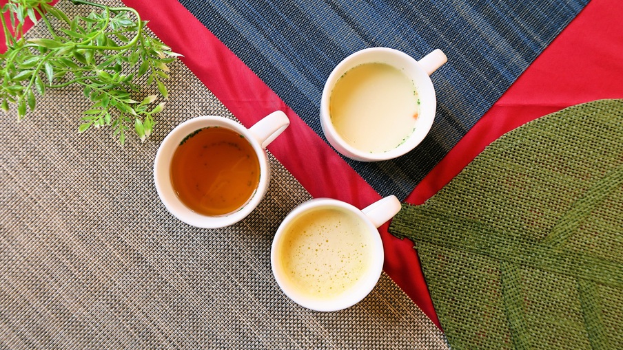 朝食あたたかい飲み物